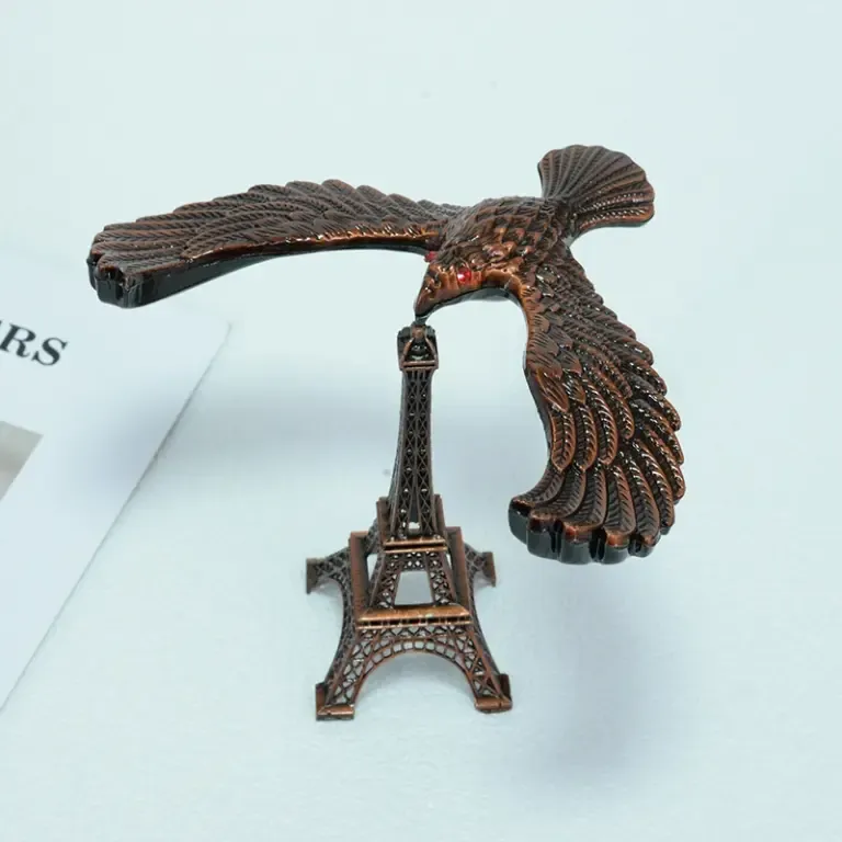 Eagle-Balance-Tower-–-Anti-Gravity-Floating-Round-Moving-Eagle-Ornament-3.webp